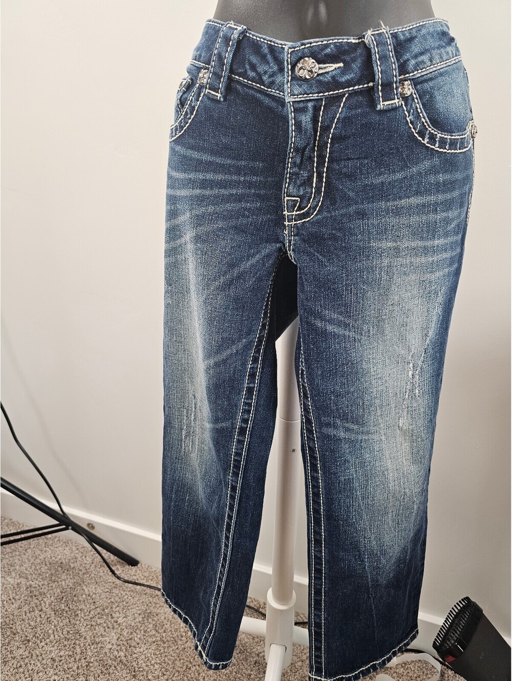 Miss Me Capri Sz 28